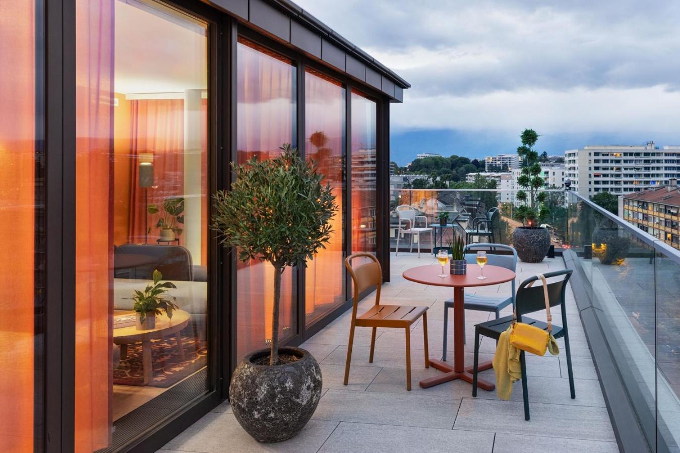Stay Kooook Geneva City - Online Check In New Opening Genebra Exterior foto